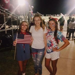 Meet your Posher, Adrienne